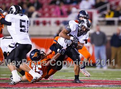 Thumbnail 3 in Highland vs. Mountain Crest (UHSAA 4A Final) photogallery.