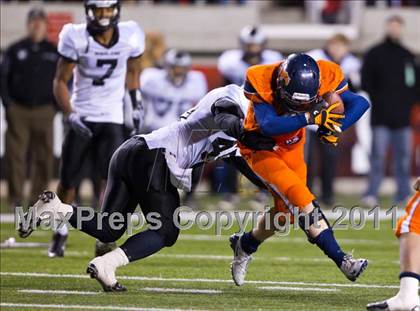 Thumbnail 3 in Highland vs. Mountain Crest (UHSAA 4A Final) photogallery.