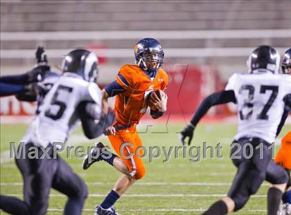 Thumbnail 1 in Highland vs. Mountain Crest (UHSAA 4A Final) photogallery.