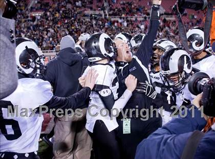 Thumbnail 1 in Highland vs. Mountain Crest (UHSAA 4A Final) photogallery.