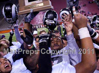Thumbnail 1 in Highland vs. Mountain Crest (UHSAA 4A Final) photogallery.