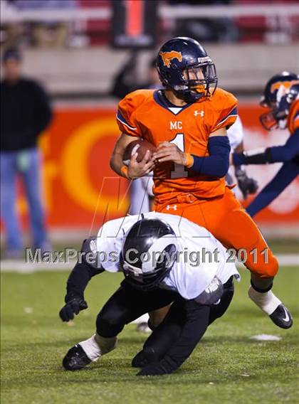 Thumbnail 2 in Highland vs. Mountain Crest (UHSAA 4A Final) photogallery.
