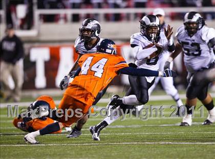 Thumbnail 3 in Highland vs. Mountain Crest (UHSAA 4A Final) photogallery.