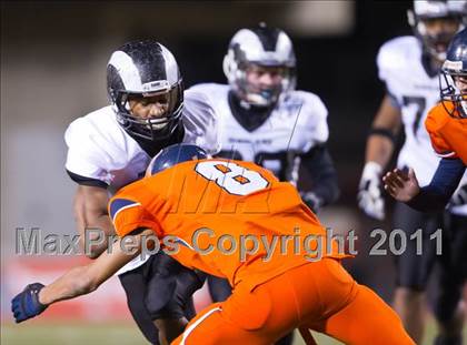 Thumbnail 2 in Highland vs. Mountain Crest (UHSAA 4A Final) photogallery.