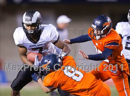 Thumbnail 1 in Highland vs. Mountain Crest (UHSAA 4A Final) photogallery.