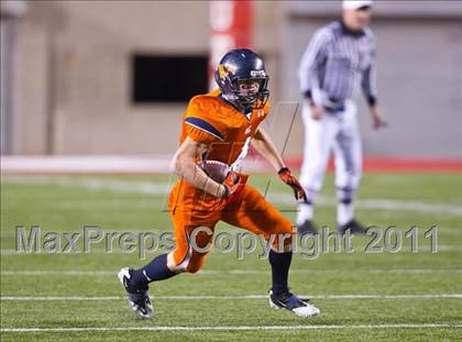 Thumbnail 2 in Highland vs. Mountain Crest (UHSAA 4A Final) photogallery.