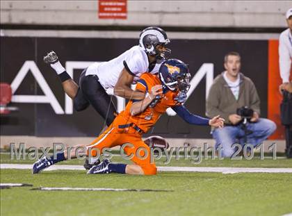 Thumbnail 1 in Highland vs. Mountain Crest (UHSAA 4A Final) photogallery.