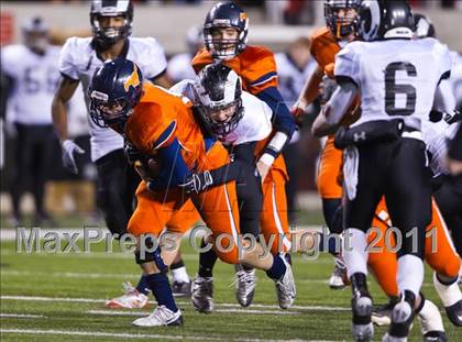 Thumbnail 1 in Highland vs. Mountain Crest (UHSAA 4A Final) photogallery.