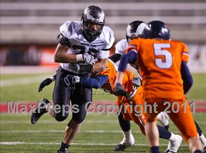 Thumbnail 3 in Highland vs. Mountain Crest (UHSAA 4A Final) photogallery.