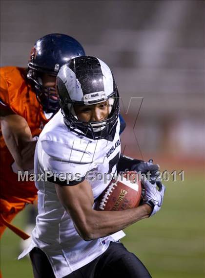 Thumbnail 2 in Highland vs. Mountain Crest (UHSAA 4A Final) photogallery.