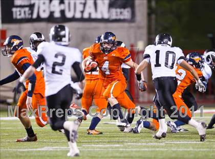 Thumbnail 2 in Highland vs. Mountain Crest (UHSAA 4A Final) photogallery.