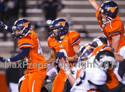 Thumbnail 3 in Highland vs. Mountain Crest (UHSAA 4A Final) photogallery.