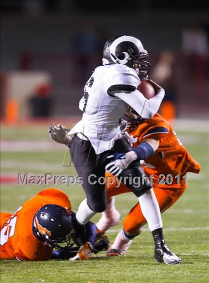 Thumbnail 1 in Highland vs. Mountain Crest (UHSAA 4A Final) photogallery.