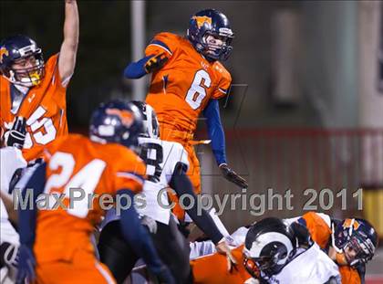 Thumbnail 1 in Highland vs. Mountain Crest (UHSAA 4A Final) photogallery.