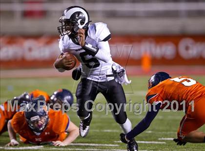 Thumbnail 1 in Highland vs. Mountain Crest (UHSAA 4A Final) photogallery.