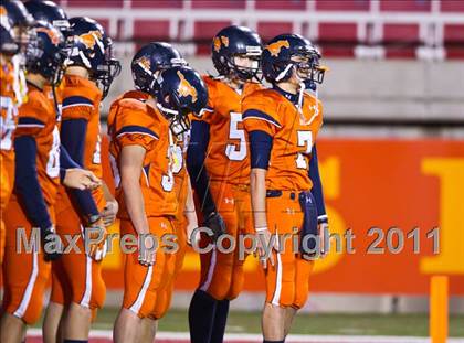 Thumbnail 2 in Highland vs. Mountain Crest (UHSAA 4A Final) photogallery.