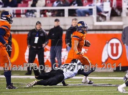 Thumbnail 3 in Highland vs. Mountain Crest (UHSAA 4A Final) photogallery.