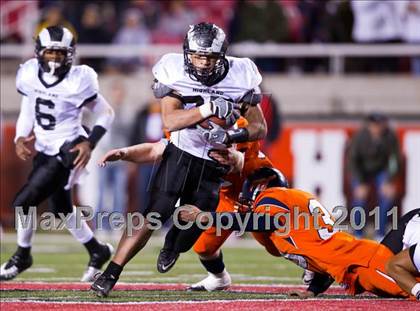 Thumbnail 1 in Highland vs. Mountain Crest (UHSAA 4A Final) photogallery.