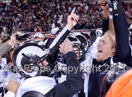 Thumbnail 3 in Highland vs. Mountain Crest (UHSAA 4A Final) photogallery.