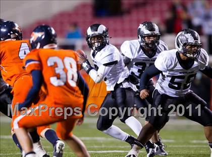 Thumbnail 2 in Highland vs. Mountain Crest (UHSAA 4A Final) photogallery.