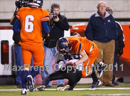 Thumbnail 1 in Highland vs. Mountain Crest (UHSAA 4A Final) photogallery.