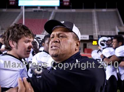 Thumbnail 3 in Highland vs. Mountain Crest (UHSAA 4A Final) photogallery.