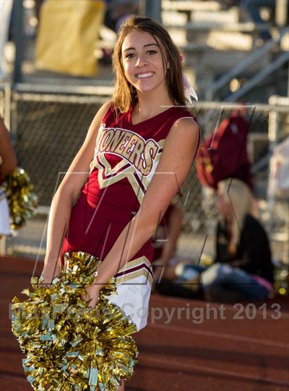 Thumbnail 3 in St. Bonaventure @ Simi Valley photogallery.