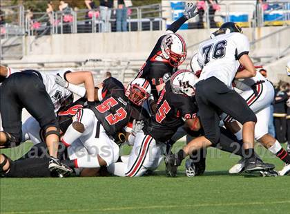 Thumbnail 3 in Klein Oak vs. Lake Highlands (DII Regional Finals) photogallery.