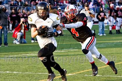 Thumbnail 1 in Klein Oak vs. Lake Highlands (DII Regional Finals) photogallery.