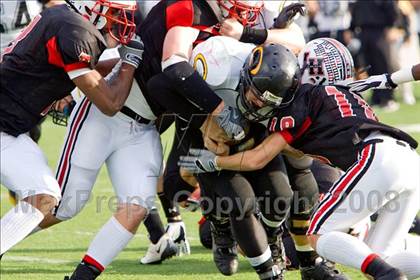 Thumbnail 3 in Klein Oak vs. Lake Highlands (DII Regional Finals) photogallery.