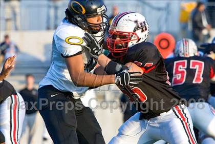 Thumbnail 3 in Klein Oak vs. Lake Highlands (DII Regional Finals) photogallery.