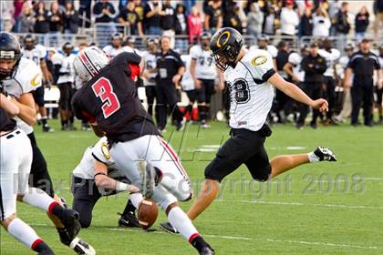 Thumbnail 1 in Klein Oak vs. Lake Highlands (DII Regional Finals) photogallery.