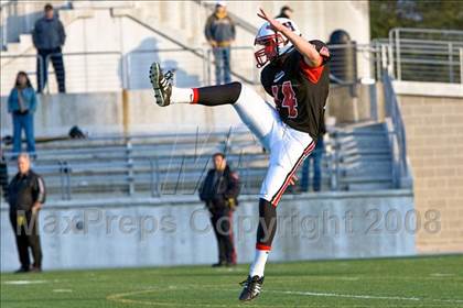 Thumbnail 3 in Klein Oak vs. Lake Highlands (DII Regional Finals) photogallery.