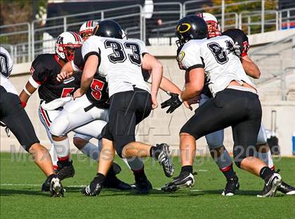 Thumbnail 3 in Klein Oak vs. Lake Highlands (DII Regional Finals) photogallery.