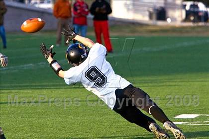 Thumbnail 1 in Klein Oak vs. Lake Highlands (DII Regional Finals) photogallery.