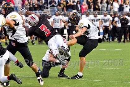 Thumbnail 3 in Klein Oak vs. Lake Highlands (DII Regional Finals) photogallery.