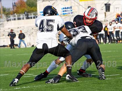 Thumbnail 1 in Klein Oak vs. Lake Highlands (DII Regional Finals) photogallery.