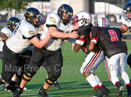 Thumbnail 3 in Klein Oak vs. Lake Highlands (DII Regional Finals) photogallery.