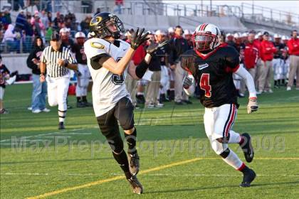 Thumbnail 3 in Klein Oak vs. Lake Highlands (DII Regional Finals) photogallery.