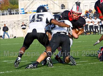 Thumbnail 2 in Klein Oak vs. Lake Highlands (DII Regional Finals) photogallery.