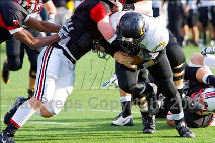 Thumbnail 2 in Klein Oak vs. Lake Highlands (DII Regional Finals) photogallery.