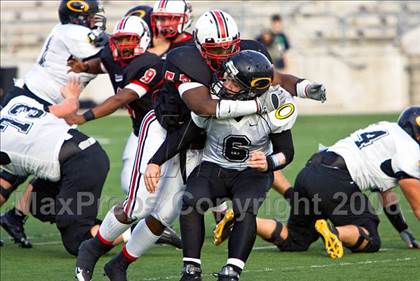 Thumbnail 2 in Klein Oak vs. Lake Highlands (DII Regional Finals) photogallery.