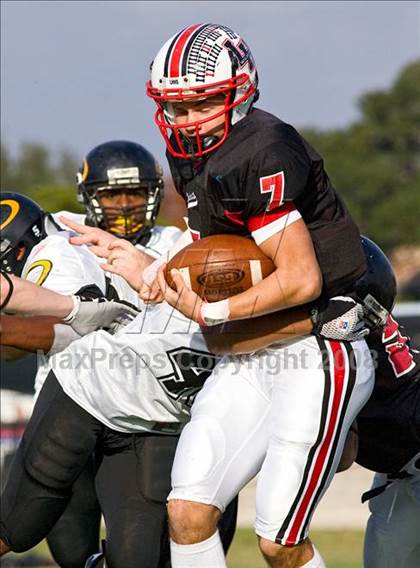 Thumbnail 3 in Klein Oak vs. Lake Highlands (DII Regional Finals) photogallery.