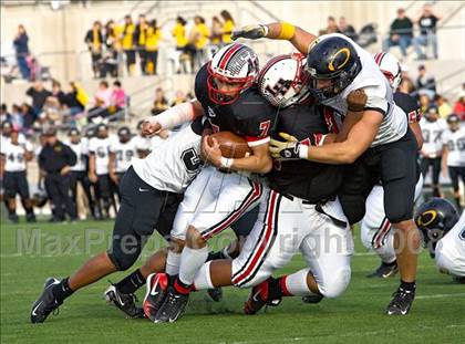 Thumbnail 3 in Klein Oak vs. Lake Highlands (DII Regional Finals) photogallery.