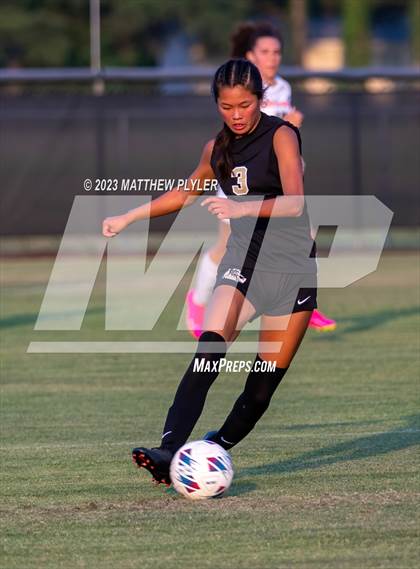 Thumbnail 1 in Southwest Onslow vs Clinton (NCHSAA 2A Third Round) photogallery.