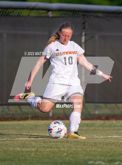 Thumbnail 3 in Southwest Onslow vs Clinton (NCHSAA 2A Third Round) photogallery.