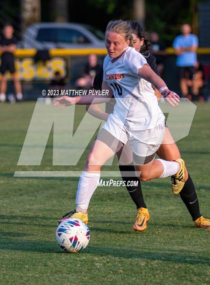 Thumbnail 2 in Southwest Onslow vs Clinton (NCHSAA 2A Third Round) photogallery.