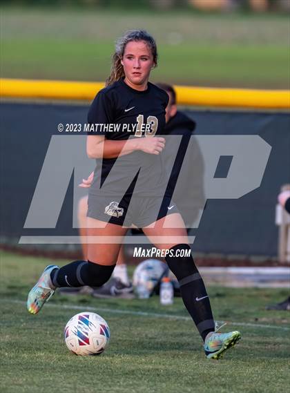 Thumbnail 3 in Southwest Onslow vs Clinton (NCHSAA 2A Third Round) photogallery.