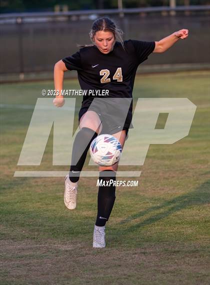 Thumbnail 3 in Southwest Onslow vs Clinton (NCHSAA 2A Third Round) photogallery.