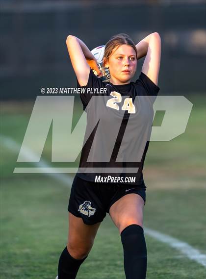 Thumbnail 1 in Southwest Onslow vs Clinton (NCHSAA 2A Third Round) photogallery.